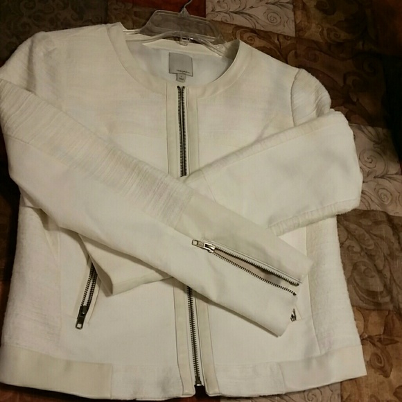 LADIES SIZE Small - Picture 4 of 6